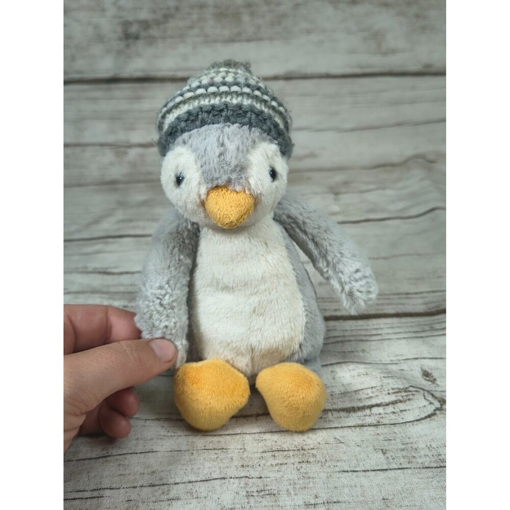 Jellycat Bashful Bobble Hat Penguin